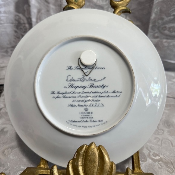 Villeroy & Boch Plate Wall Hang Sleeping Beauty 24K Gold Edmund Dulac Heinrich - Picture 6 of 6
